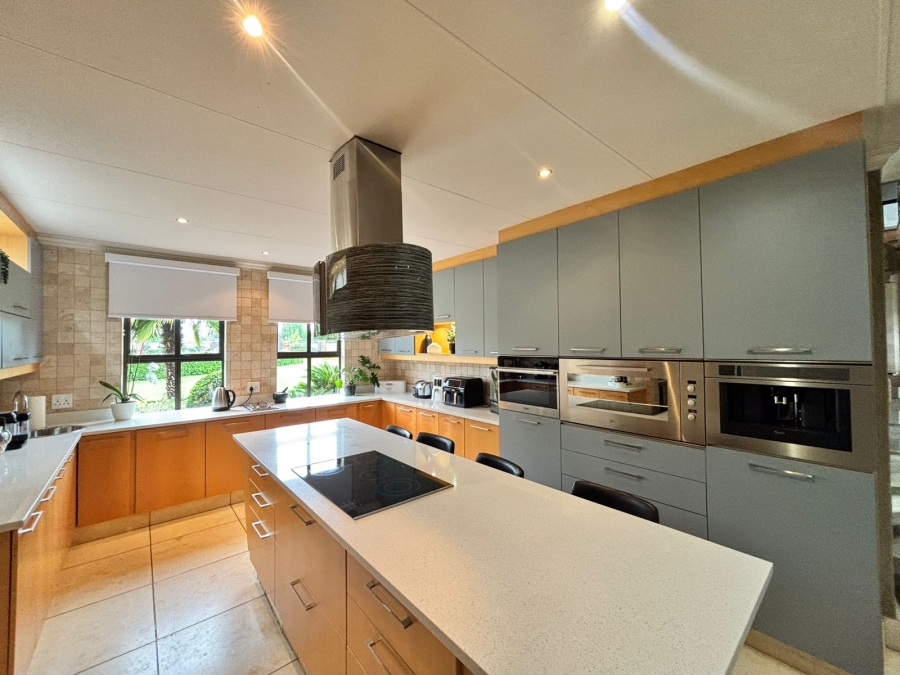 5 Bedroom Property for Sale in Grimbeeck Park North West